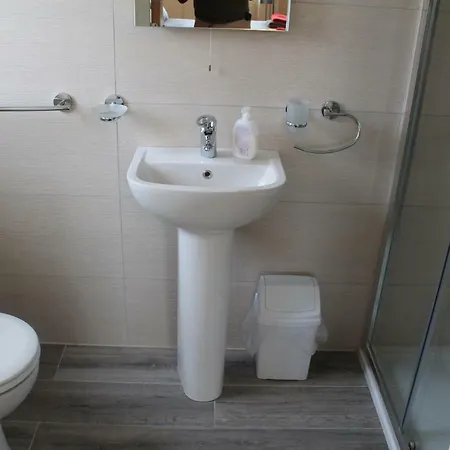 Quay Rest *